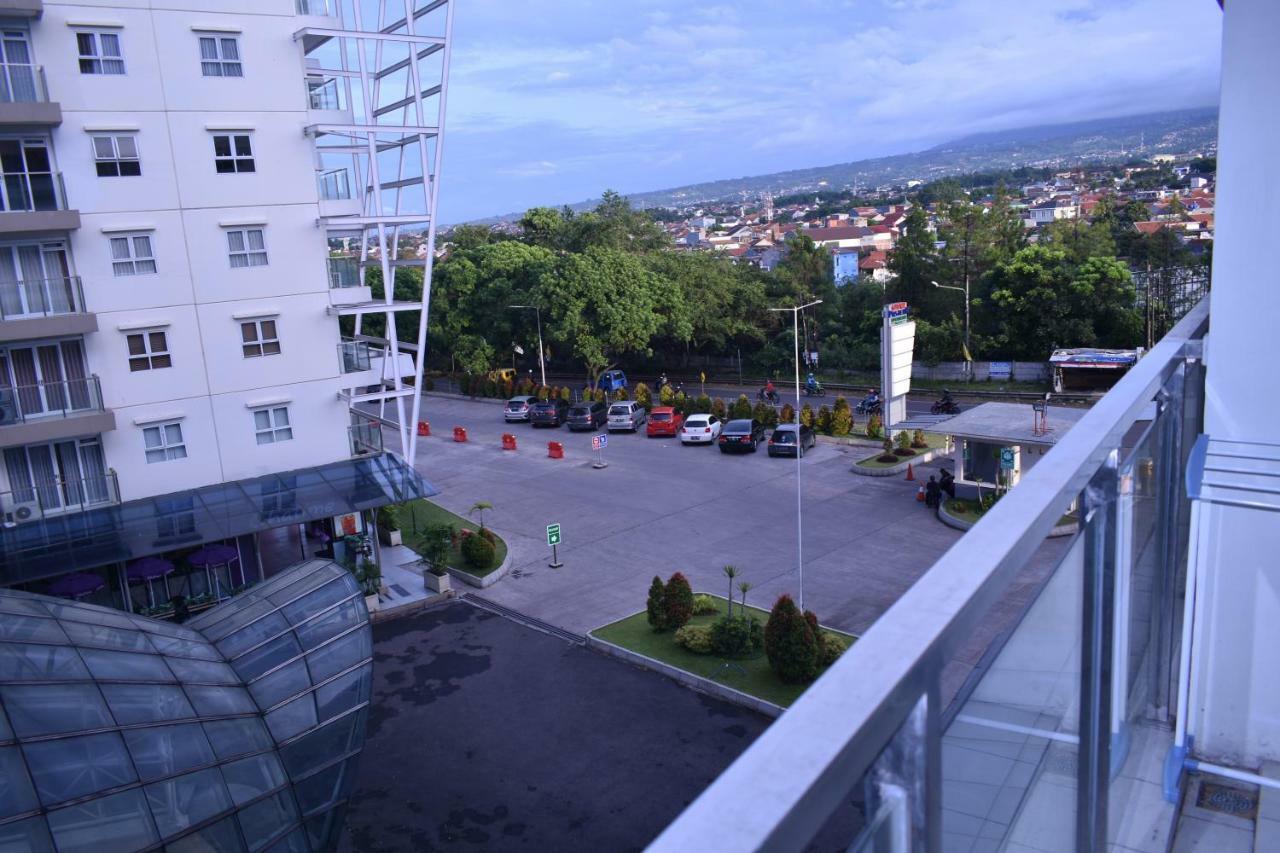 Ferienwohnung Gateway Pasteur 2Br Tower Depan Ruby 7 C Bandung Exterior foto